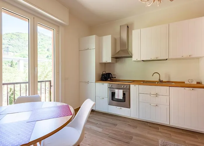 Joivy Lele With Swimming Pool Apartman Rapallo