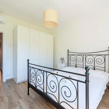 Joivy Lele With Swimming Pool Rapallo